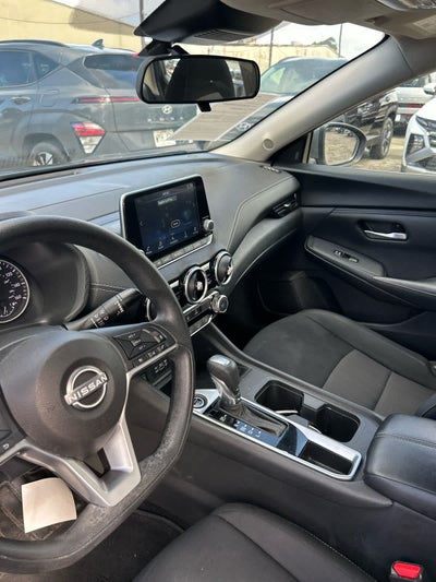 2024 Nissan Sentra SV Xtronic CVT