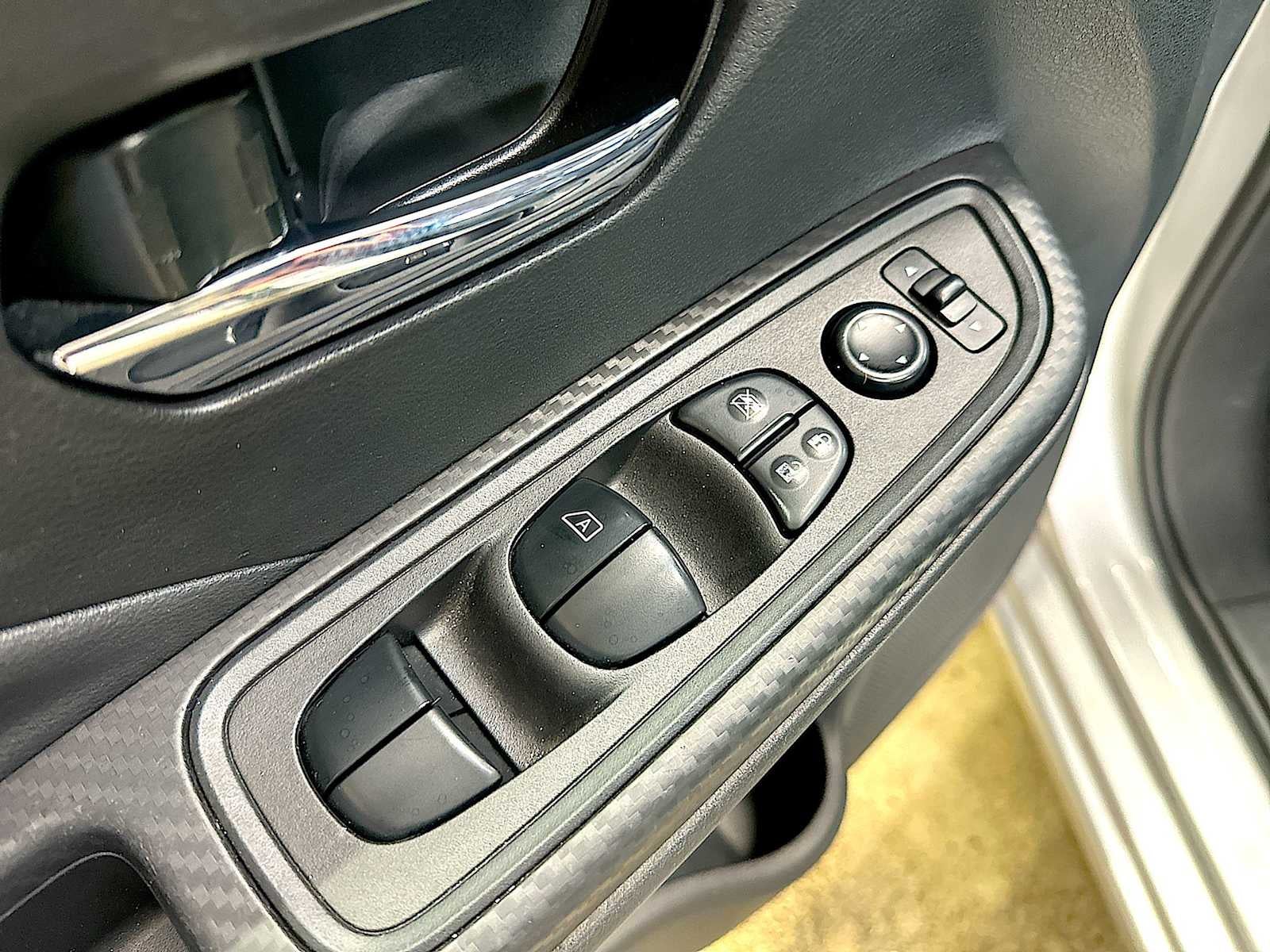 2023 Nissan Versa 1.6 SV Xtronic CVT