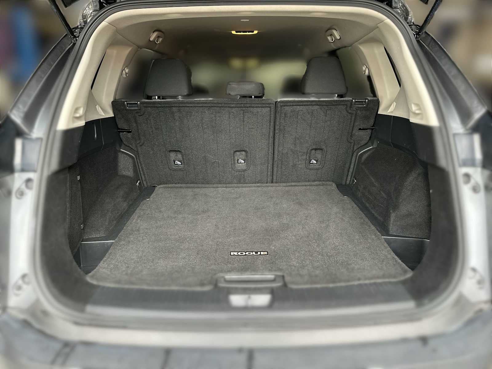 2023 Nissan Rogue SV FWD