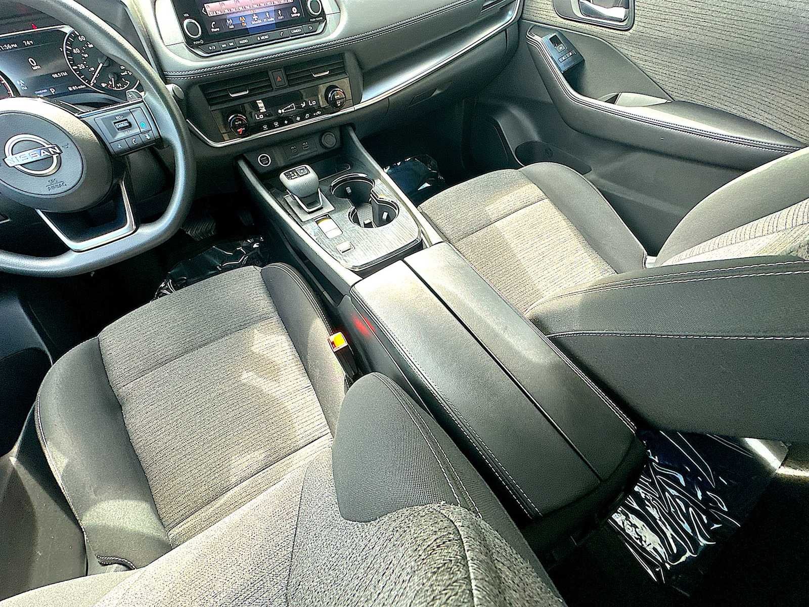 2023 Nissan Rogue SV FWD