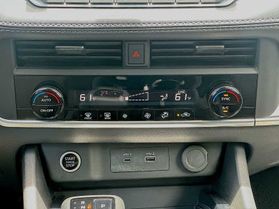 2023 Nissan Rogue SV FWD
