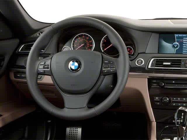 2012 BMW 750Li 750Li