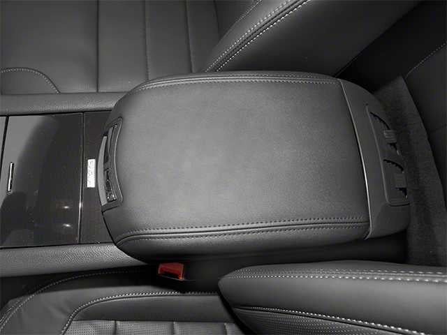 2013 Ford Taurus SE