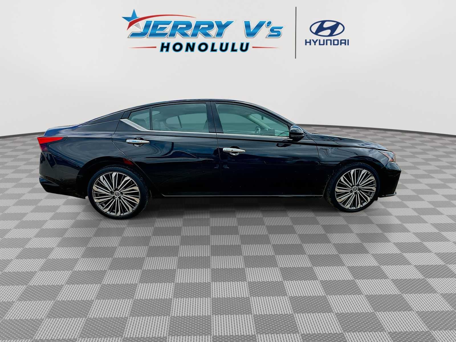 2023 Nissan Altima 2.5 SL