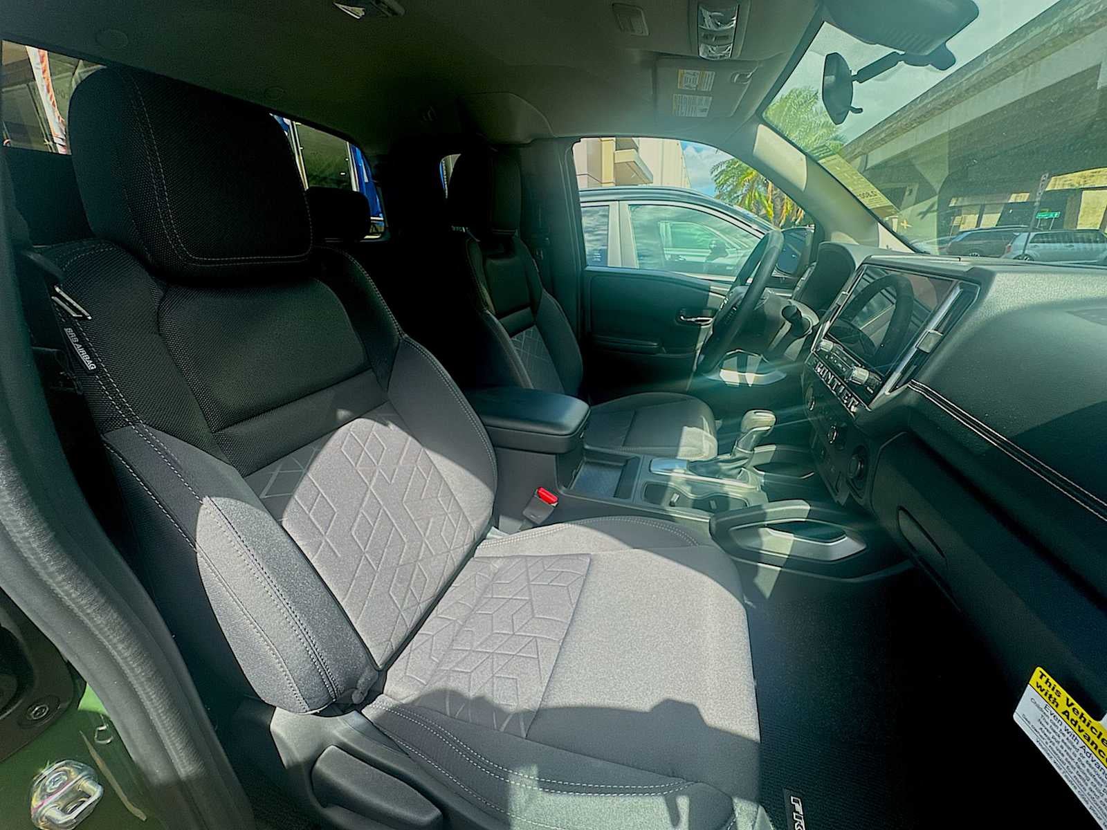 2025 Nissan Frontier SV