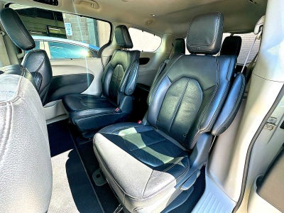 2021 Chrysler Pacifica Hybrid Touring L