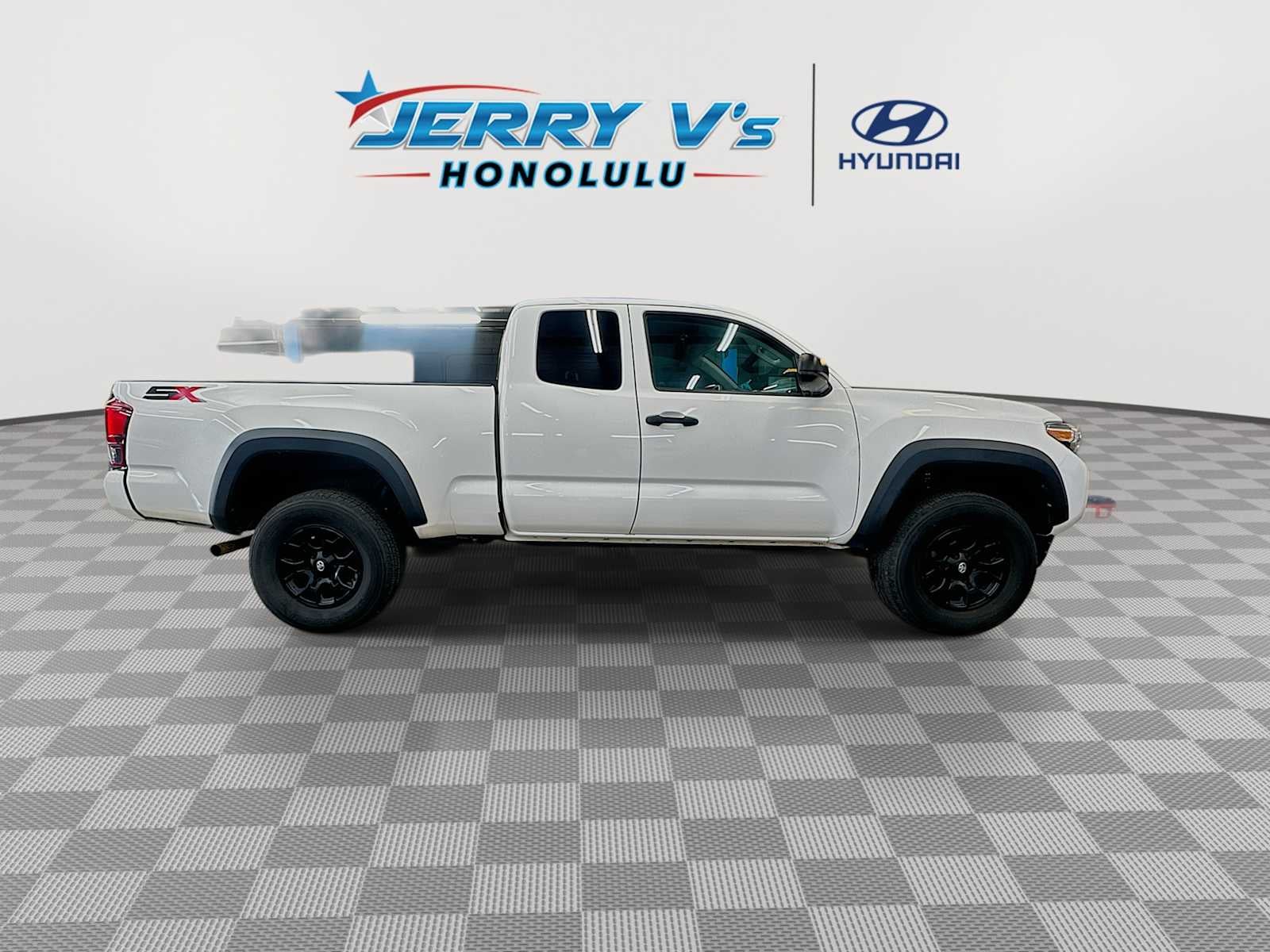 2022 Toyota Tacoma SR