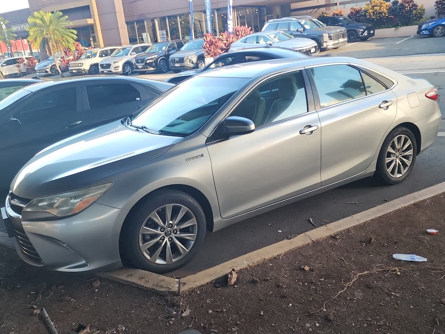 2015 Toyota Camry Hybrid XLE