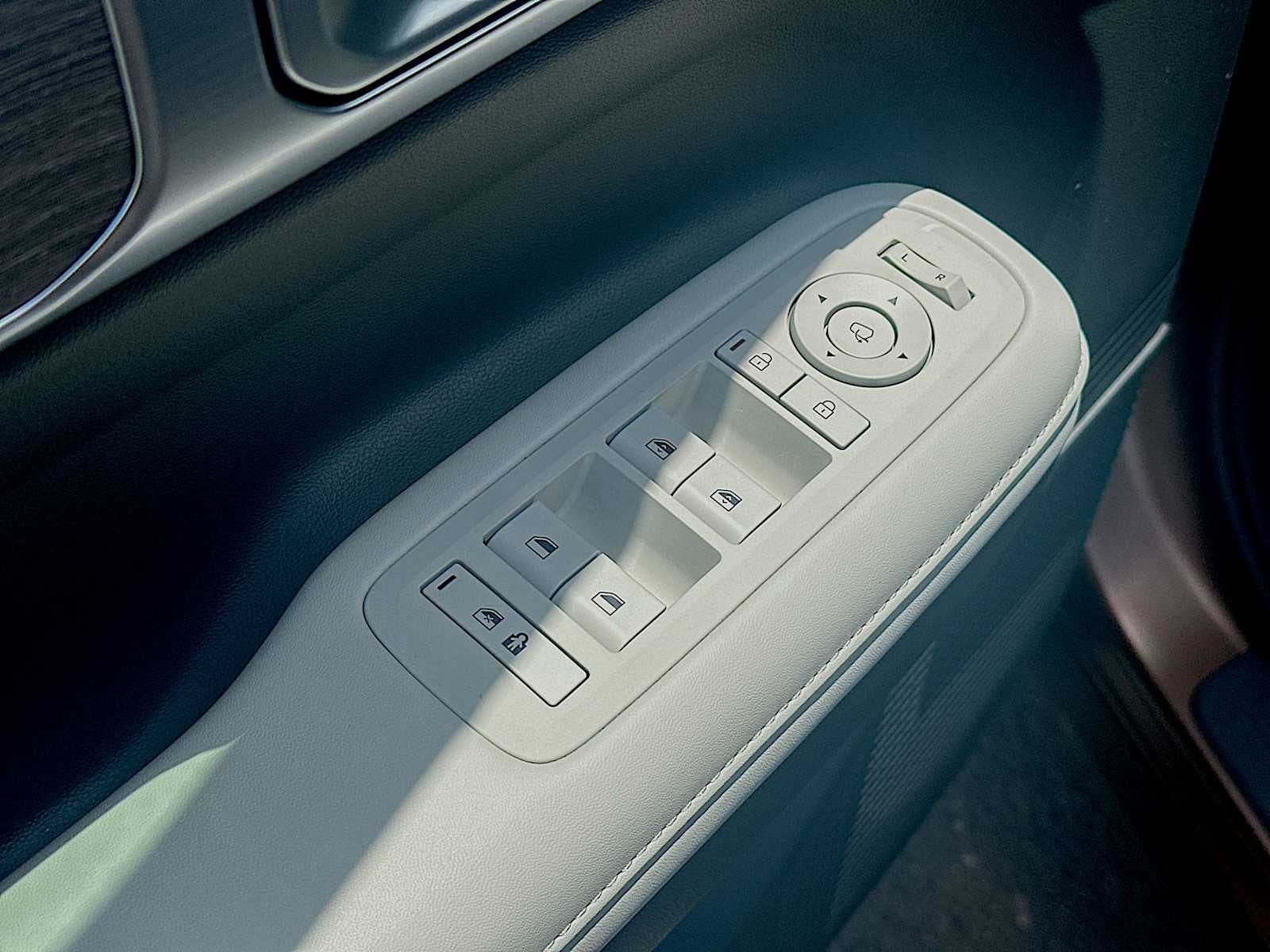 2026 Hyundai Santa Fe Hybrid Limited 6P