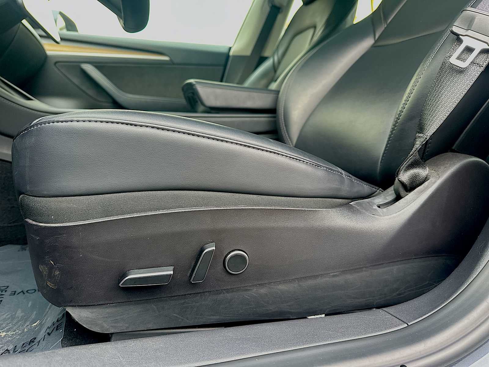 2023 Tesla Model 3 RWD
