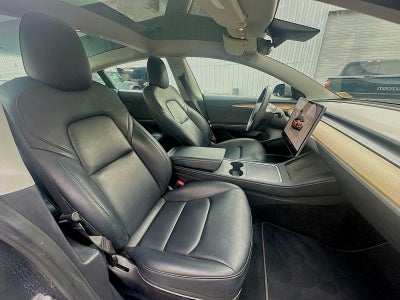2023 Tesla Model 3 RWD