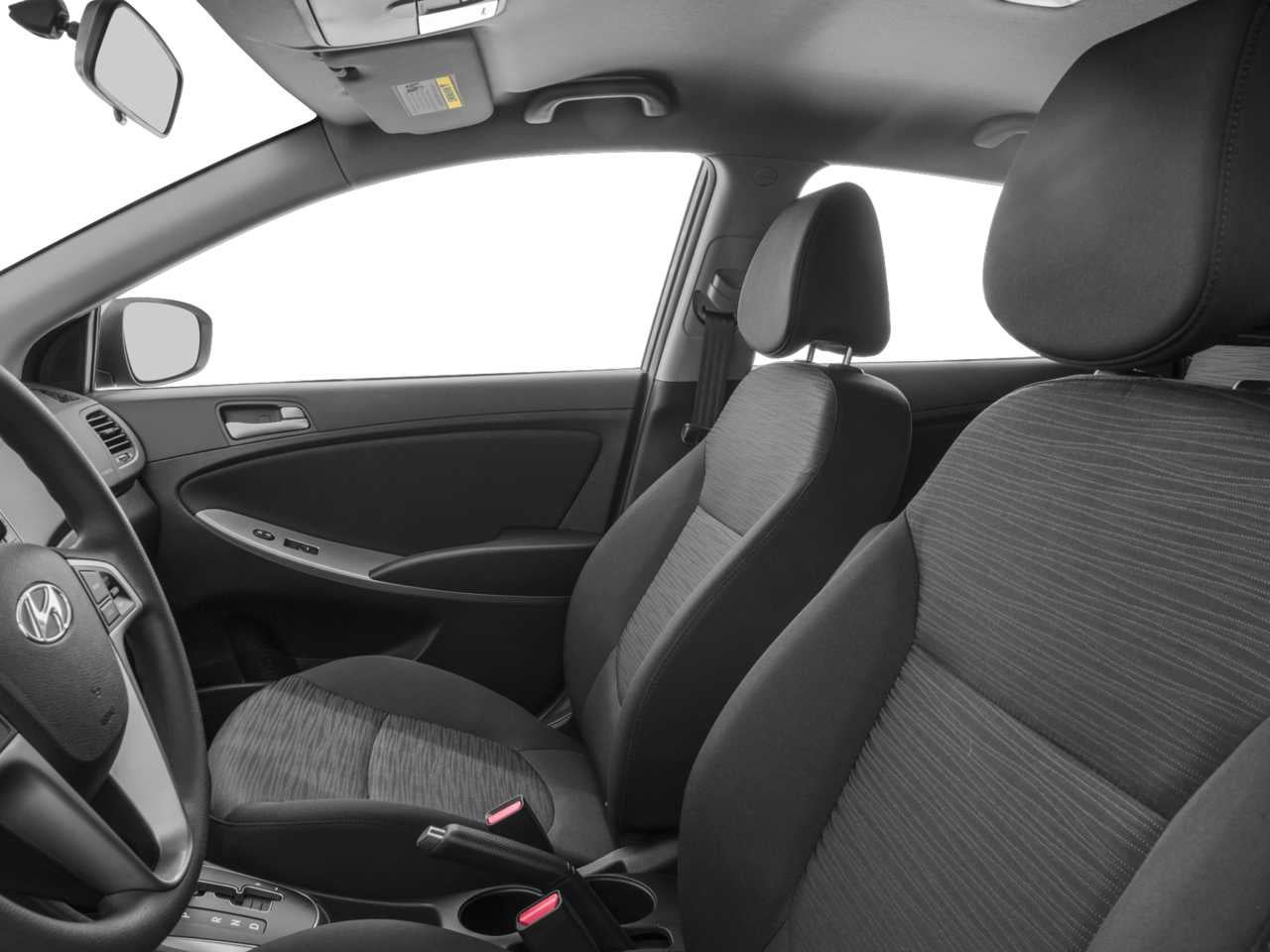 2016 Hyundai Accent 5-Door SE