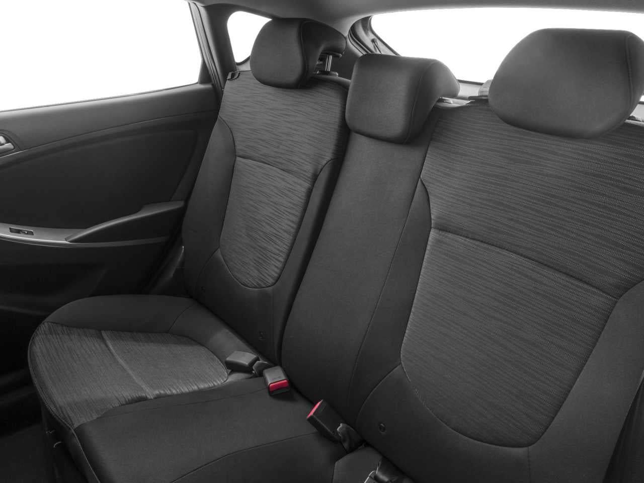 2016 Hyundai Accent 5-Door SE