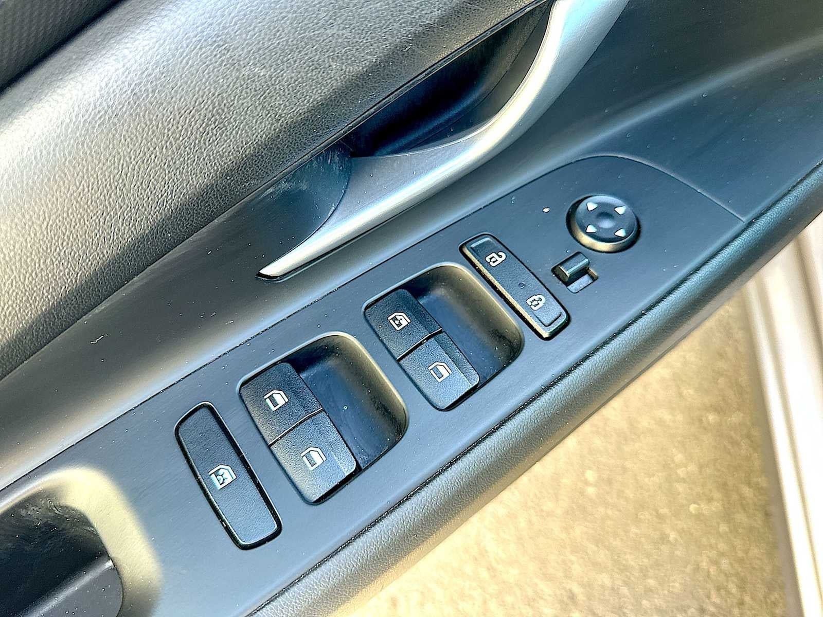 2023 Hyundai Elantra Hybrid Blue