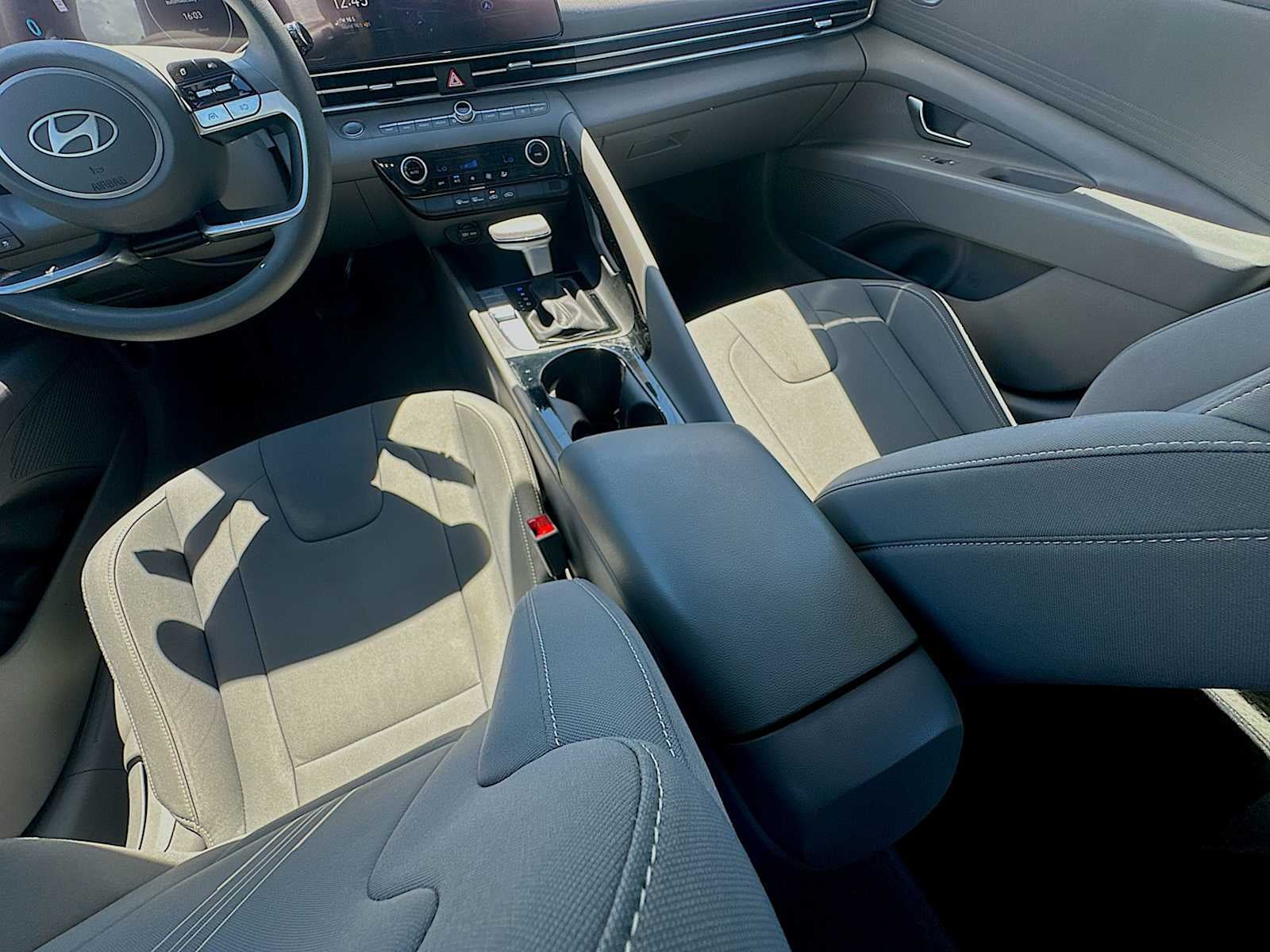 2024 Hyundai Elantra Hybrid Blue