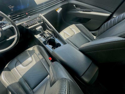 2025 Hyundai Elantra Hybrid Limited