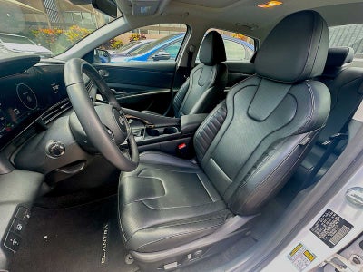 2025 Hyundai Elantra Hybrid Limited