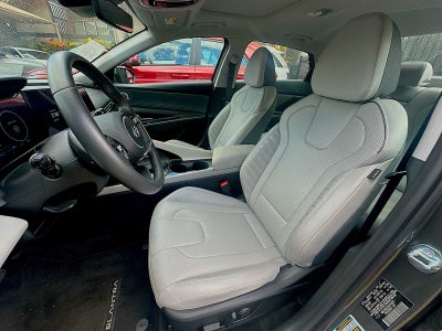 2025 Hyundai Elantra Hybrid Limited