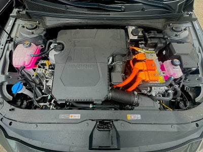 2025 Hyundai Elantra Hybrid Limited