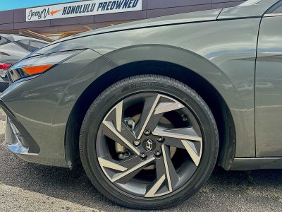 2025 Hyundai Elantra Hybrid Limited