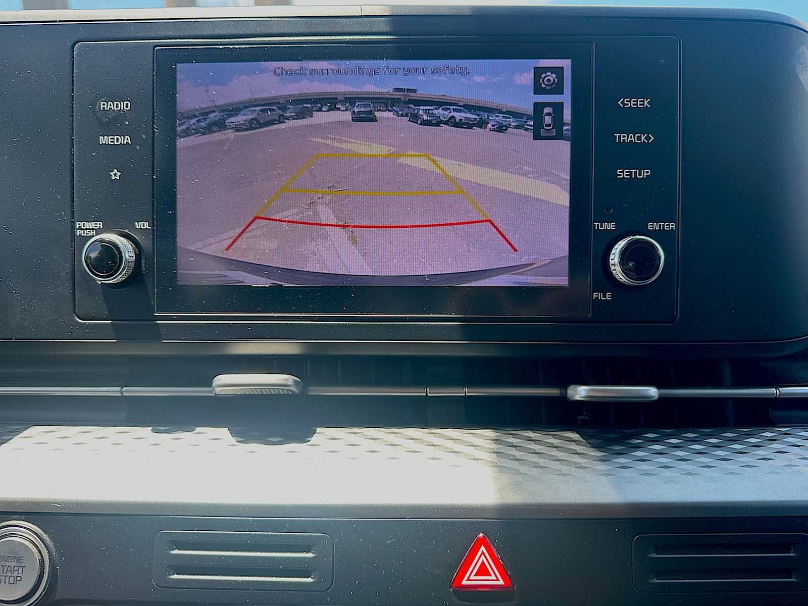 2022 Kia Carnival LXS